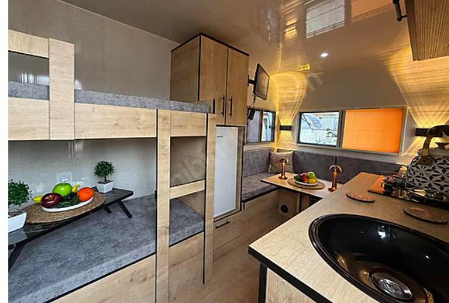 KARAVN 2024 G.PANEL/TENTE/WEBASTO/TV/BASAMK/WC/BUZDO